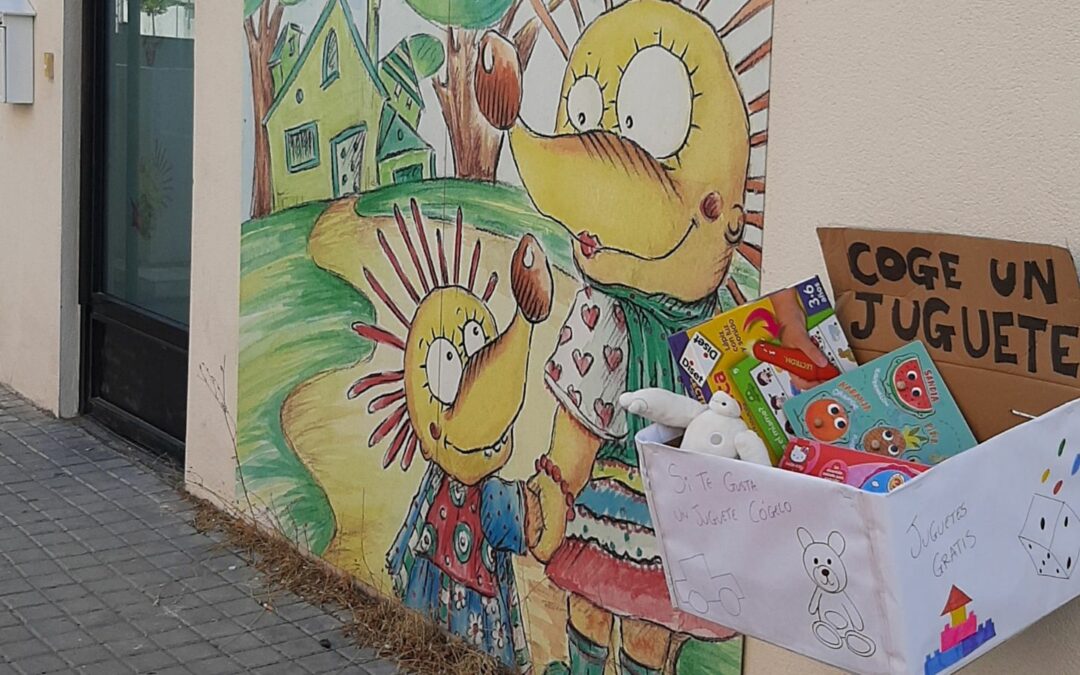 Más Casa Vallecas instala un punto de “Juguete gratis” para el barrio